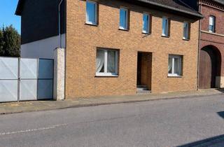 Einfamilienhaus kaufen in 41812 Erkelenz, Erkelenz - Provisionsfreies Einfamilienhaus mit privatem Innenhof und Garten