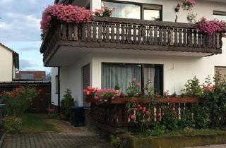 Haus kaufen in 71116 Gärtringen, Gärtringen - Gärtringen: Freistehendes Zweifamilienhaus mit ausgebautem DG