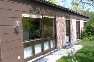 Haus kaufen in 97080 Würzburg, Würzburg - Freistehender Bungalow mit 2 Appartements (provisionsfrei)