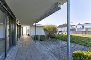 Einfamilienhaus kaufen in 78183 Hüfingen, Hüfingen - Modernes Einfamilienhaus mit Einliegeroption, Panoramablick und Doppelgarage