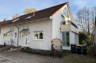 Einfamilienhaus kaufen in 72631 Aichtal, Aichtal - Sofort frei! Niedrigenergiehaus! Familienfreundliche DHH mit 5,5 Zi., Hobbyraum, Garten u. 2 Kfz.-Stpl. in ruhiger Wohnlage!