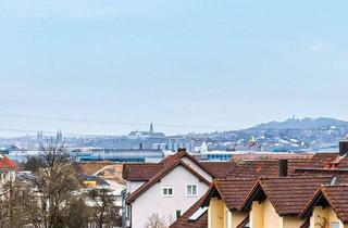 Wohnung kaufen in Seebachmarter, 96103 Hallstadt, Provisionsfrei: Sofort freie renovierte Wohnung mit Balkon, Domblick und Garage. 5% Rendite möglich.