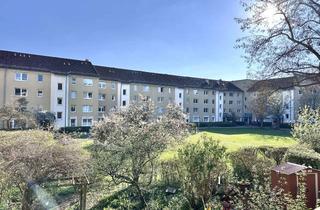 Wohnung kaufen in Mistralstraße 00, 85716 Unterschleißheim, "Ruhig & grün" 3-Zi. Whg. in parkähnlicher Anlage - mit großem Balkon + stabiler Vermietung / Nh. S1