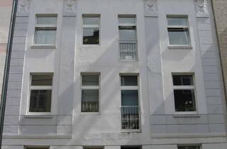 Wohnung kaufen in Suitbertusstraße 78, 40223 Bilk, Charmante 2-Zimmer Dachgeschosswohnung in Düsseldorf Bilk