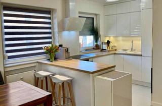 Wohnung kaufen in 97421 Innenstadt, Hochwertig modernisierte 3-Zi.-Whg. Balkon, Aufzug, EBK in der Innenstadt Nord-Provisionsfrei