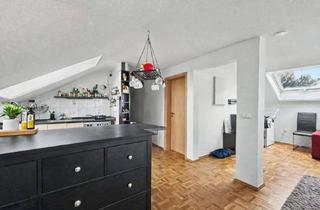 Wohnung kaufen in 72654 Neckartenzlingen, Helle, gepflegte 2-Zimmer-Dachgeschosswohnung in gefragter Lage von Neckartenzlingen