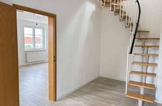 Wohnung mieten in Kantstr., 08062 Niederplanitz, Neues Bad 2022 / 3-Zimmer-Maisonette-Wohnung / Carport / Klimaanlage / Französischer Balkon!