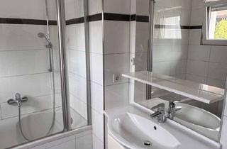 Wohnung mieten in 50354 Hürth, Erdgeschosswohnung in Hürth mit 3-Zimmer und großem Balkon, vollständig renoviert