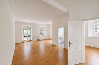 Wohnung mieten in Oberer Markt, 90562 Heroldsberg, 2-Zimmer-Wohnung mit Terrasse und Einbauküche