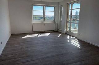 Wohnung mieten in Ullsteinstraße 133, 12109 Mariendorf, Helle Pärchenwohnung mit Balkon im schönen Berlin-Tempelhof!