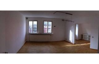 Wohnung mieten in 96450 Coburg, Helle Mansardwohnung in Coburg innenstadt