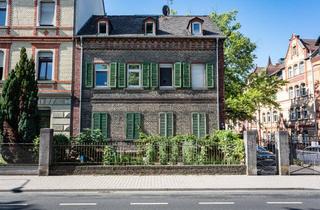 Wohnung mieten in Kasteler Straße 11, 65203 Biebrich, Charmante 3-Zi.-DG-Wohnung mit Tageslichtbad in Wiesbaden-Biebrich – sofort frei!