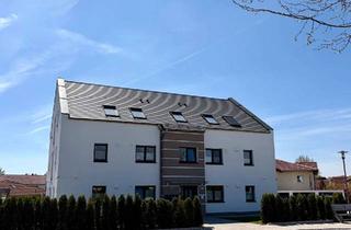 Wohnung mieten in Sonnenbergplatz, 91438 Bad Windsheim, Zweitbezug: stilvolle 3-Zimmer-DG-Wohnung mit Einbauküche, Balkon und Stellplatz am Sonnenbergplatz