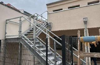 Wohnung mieten in Klingenstraße 49, 04229 Kleinzschocher, Traumhafte neu sanierte Dachgeschoss-Wohnung mit Balkon in Top-Lage von Leipzig-Plagwitz