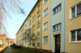 Wohnung mieten in Käthe-Niederkirchner-Straße 15, 02977 Hoyerswerda, Große 3-Raumwohnung ohne Durchgangszimmer mit Aufzug