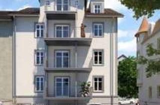 Wohnung mieten in 87439 Kempten, Moderne Dachgeschosswohnung mit offener Wohnküche, Balkon und sichtbarem Dachstuhl