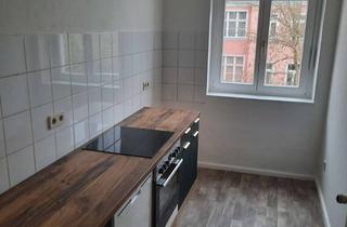 Wohnung mieten in Weg, 12437 Baumschulenweg, Gemütliche 2-Raum-Wohnung im Hinterhaus, 3. OG, frisch renoviert