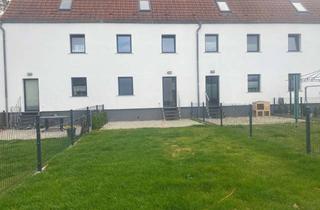 Wohnung mieten in Friedrich-Wege-Straße 12B, 06317 Wansleben am See, Zweitbezug nach Sanierung! Reihenmittelhaus mit eigener Terrasse im schönen Seegebiet Mansfeld!