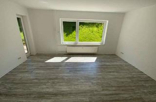 Wohnung mieten in Breslauer Straße 22, 58840 Plettenberg, bezugsfertig: schöne 3-Zimmer-Wohnung mit Terrasse und Laminat in Plettenberg Kersmecke