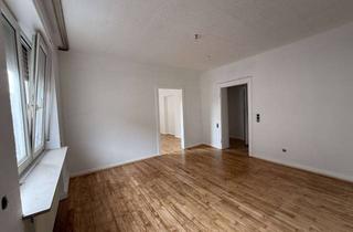 Wohnung mieten in Frankenstraße 12, 66115 Saarbrücken, Schöne Etagenwohnung mit Balkon(Whg.4)