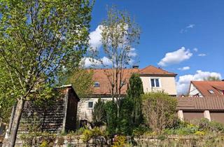 Einfamilienhaus kaufen in 73655 Plüderhausen, Rohdiamant, charmantes Einfamilienhaus mit 2 Garagen und 3 Außenstellplätze
