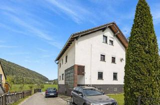 Haus kaufen in 36205 Sontra, Provisionsfrei – Zweifamilienhaus mit schönem Weitblick in Ortsrandlage