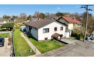 Haus kaufen in 56271 Roßbach, Wohnhaus mit Einliegerwohnung und großem Grundstück in ruhiger Wohnlage