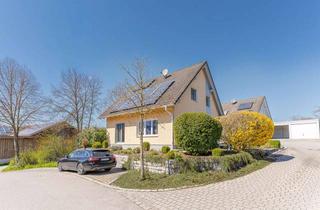 Einfamilienhaus kaufen in 84048 Mainburg, Lichtdurchflutetes Einfamilienhaus mit Photovoltaik, eigenem Garten und Garage.