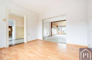Haus kaufen in 24873 Havetoft, Viel Raum für Ihre Zukunft – Haus mit Ausbaupotenzial und Werkstattgebäude!