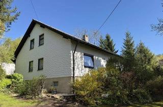Haus kaufen in 95517 Emtmannsberg, Ruhe und Geborgenheit! Zwei Wohnhäuser, Scheune u. Platz für Kleintiere!