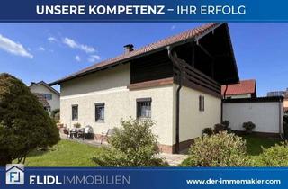 Einfamilienhaus kaufen in 94060 Pocking, Älteres Einfamilienhaus mit Garten und Garage
