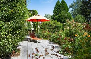 Haus kaufen in 85356 Freising, Jung und Alt unter einem Dach! Großes Zweifamilienhaus mit traumhaftem Garten