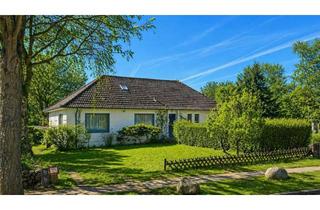 Haus kaufen in 25938 Nieblum, Attraktives Grundstück mit Bestand in strandnaher Toplage - ideal für Sanierung oder Neubau