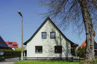 Einfamilienhaus kaufen in 19246 Zarrentin, Quadratisch, praktisch, gut- Einfamilienhaus mit Teilkeller auf schönem Grundstück zu kaufen!