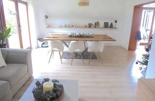 Haus kaufen in 35644 Hohenahr, Ihr neues Zuhause plus 2 Mieteinnahmen, 4 Garagen und Garten in ruhiger Lage