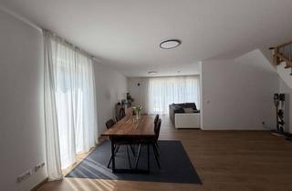 Haus mieten in 82269 Geltendorf, Neuwertige Doppelhaushälfte mit 4 Zimmern, Garten und Gäste-WC