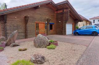 Haus mieten in 66996 Fischbach, Großzügiges Holzstammhaus auf einer Ebene in Fischbach bei Dahn