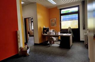 Gewerbeimmobilie kaufen in 46045 Altstadt-Süd, Vielseitige Praxis- / Büroeinheit mit separatem Drive-In-Schalter und bis zu 8 Stellplätzen in OB