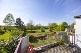 Wohnung kaufen in 40667 Meerbusch, Maisonette-Wohnung mit unverbaubarem Ausblick in bevorzugter Lage von Meerbusch-Büderich