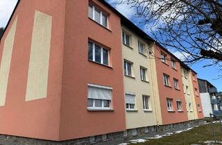 Wohnung kaufen in 09484 Oberwiesenthal, 4-Raum Wohnung mit toller Aussicht und Kachelofen im Oberwiesenthal!
