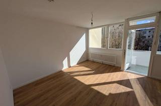 Wohnung mieten in Kurfürstenstraße 32-33, 12105 Mariendorf, Ruhige und lichtdurchflutete 2-Zimmer Wohnung zu vermieten