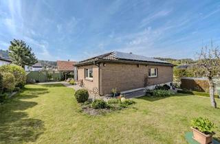 Haus kaufen in 71263 Weil der Stadt, Winkelbungalow mit Einliegerwohnung und schönem Garten in ruhiger Lage