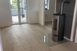Reihenhaus kaufen in 63743 Aschaffenburg, Charmantes Reihenhaus mit Terrasse & Garten in Aschaffenburg-Schweinheim