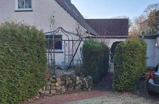 Bauernhaus kaufen in 28259 Mittelshuchting, 110m² Doppelhaus ehem. Bauernhof in Bremen-Huchting Stadtrand