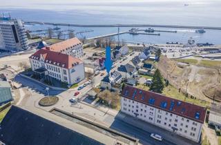 Doppelhaushälfte kaufen in 18546 Sassnitz, Doppelhaushälfte mit 2 Wohneinheiten, Dachterrasse und Ostseeblick in Sassnitz