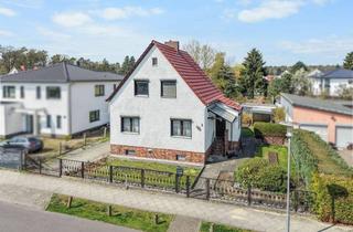 Haus kaufen in 16761 Hennigsdorf, Seltene Gelegenheit mit Haus, Grundstück und Entwicklungsspielraum