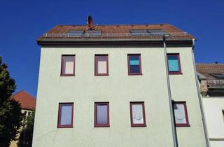 Mehrfamilienhaus kaufen in 99510 Apolda, Mehrfamilienhaus mit 3 Parteien und Innenhof - Ideale Kapitalanlage in begehrter Lage
