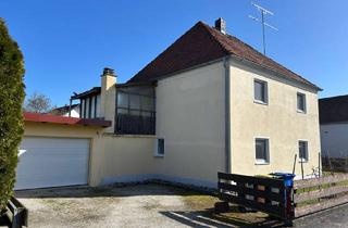 Einfamilienhaus kaufen in 94522 Wallersdorf, Wallersdorf: Charmantes Stadthaus mit Garten, Doppelgarage und Entwicklungsmöglichkeiten