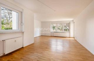 Mehrfamilienhaus kaufen in Roedernstraße, 13467 Berlin, Berlin - Charmantes Mehrfamilienhaus mit großzügigem Garten und Garagen