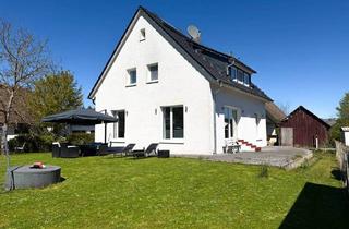 Einfamilienhaus kaufen in 96482 Ahorn, Ahorn / Eicha - Energetisch modernisiertes Einfamilienhaus mit Carport und schönem Garten!